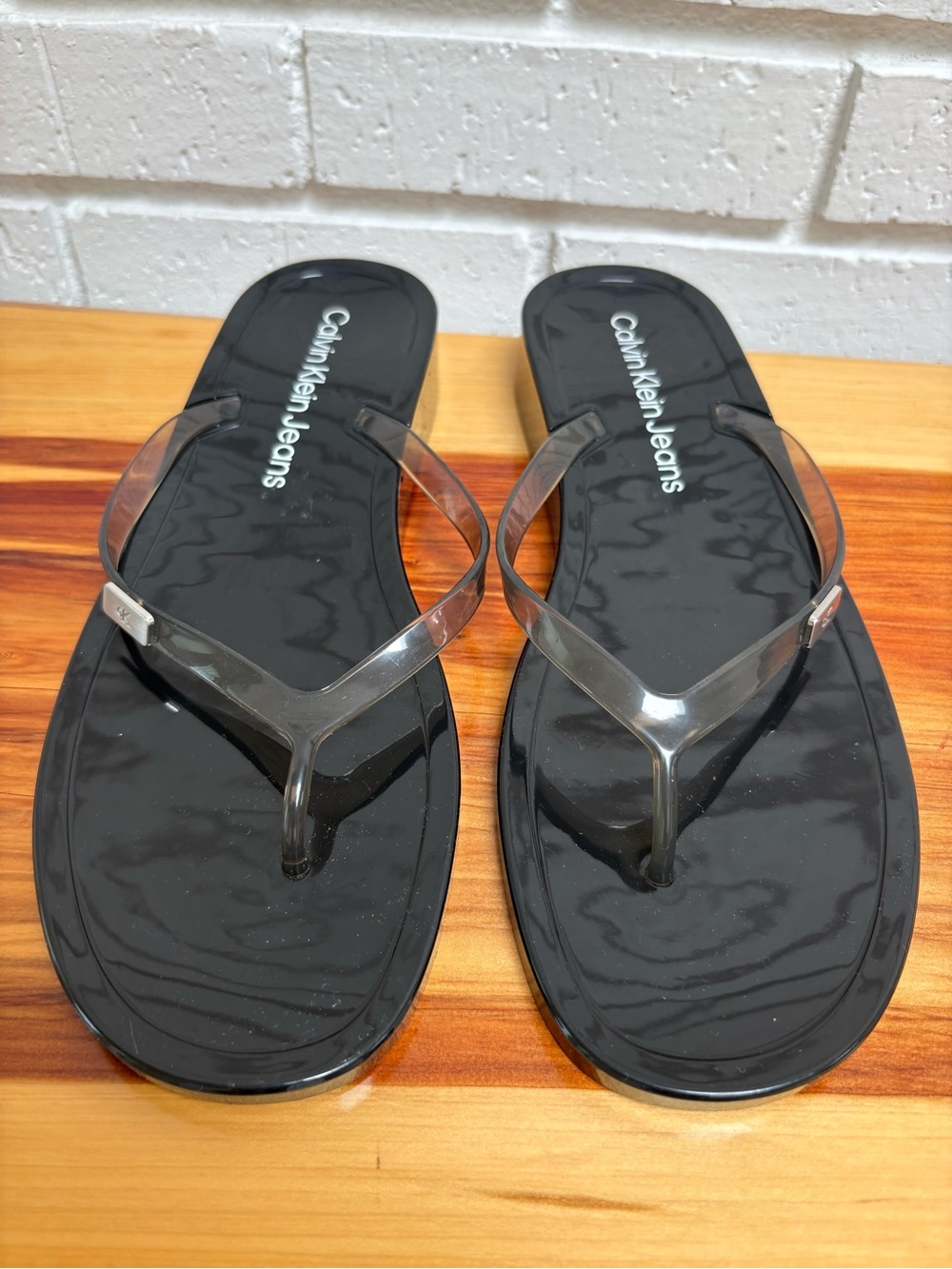Calvin Klein Jeans Black Flip Flop Sandals with Smoky Colored Straps, Size 9
